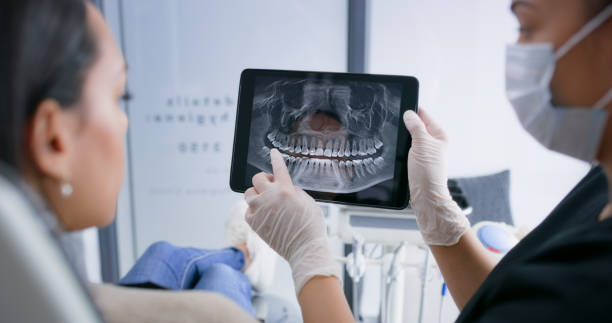 Best Cracked Tooth Emergency Dentist  in Douglas, MI